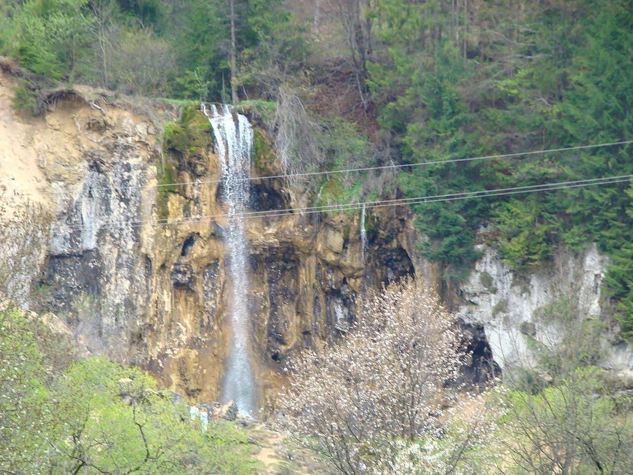 Cascada Pișoaia