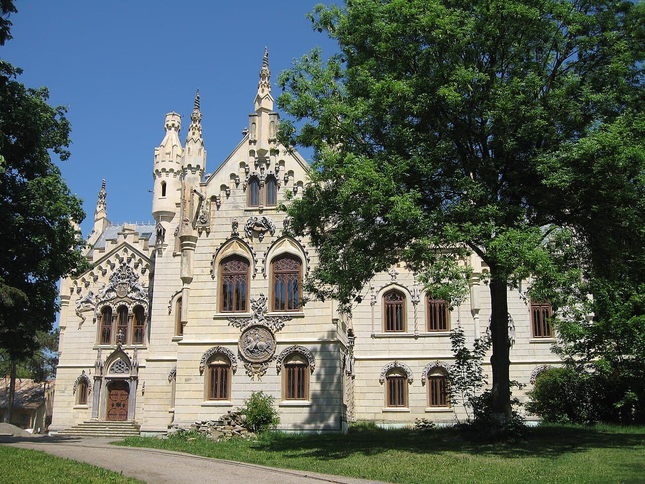 Castelul Sturdza, Miclăușeni
