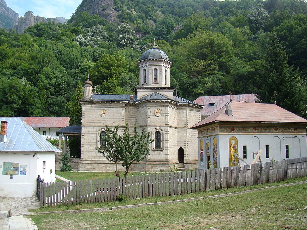 Mănăstirea Stânișoara